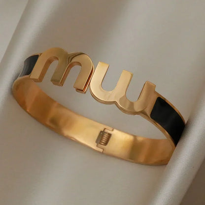 316L Stainless Steel Shell Letter V Bangle for Women Vintage Flower Cross Letter M Bracelets Rust-proof Wrist Jewelry Gift Party