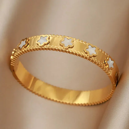 316L Stainless Steel Shell Letter V Bangle for Women Vintage Flower Cross Letter M Bracelets Rust-proof Wrist Jewelry Gift Party